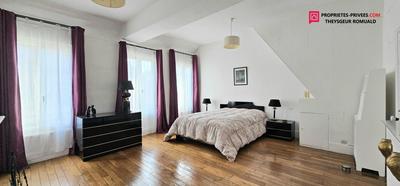 Maison - 159 m² - 6 pièces