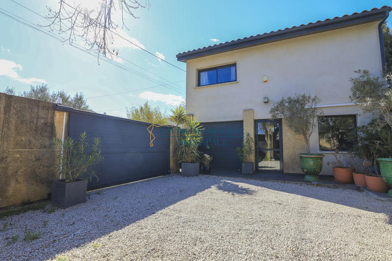 Maison contemporaine - 190 m² - 5 pièces