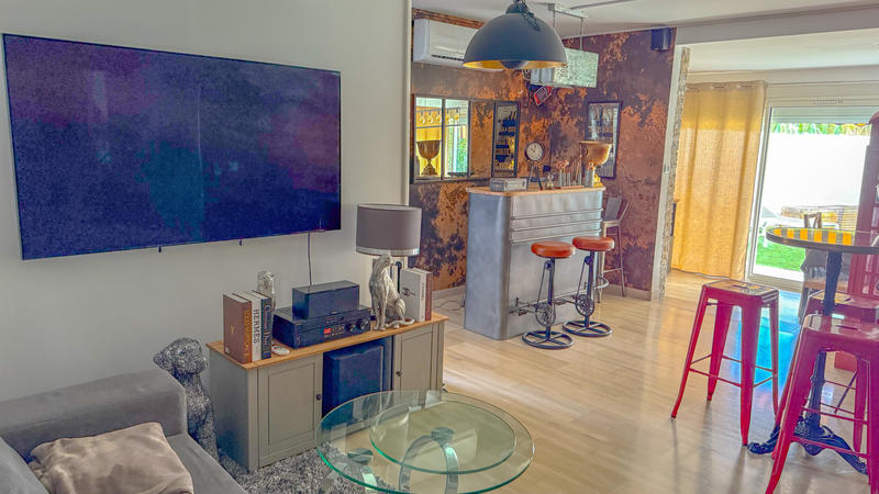 Appartement - 81 m² - 3 pièces