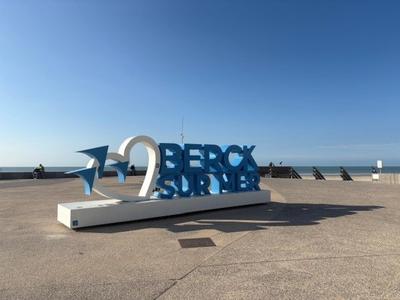 Local commercial - 191 m² - 10 pièces