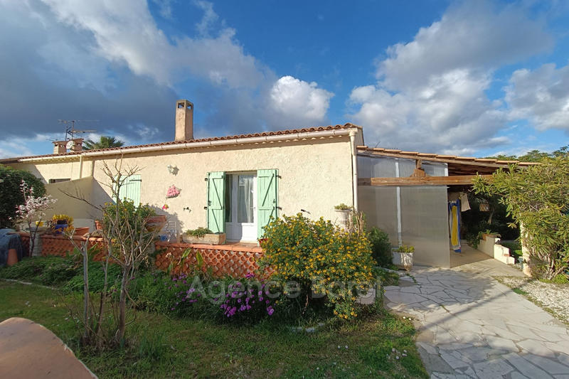 Maison - 65 m² - 3 pièces