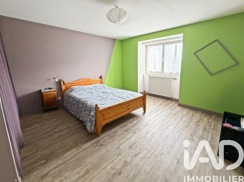 Maison - 152 m² - 8 pièces