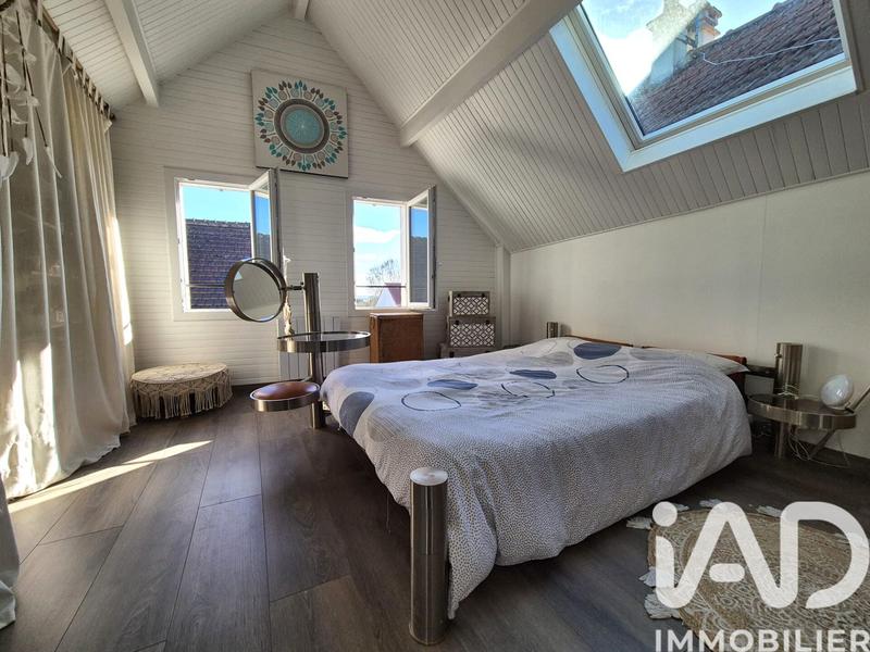 Maison - 105 m² - 5 pièces