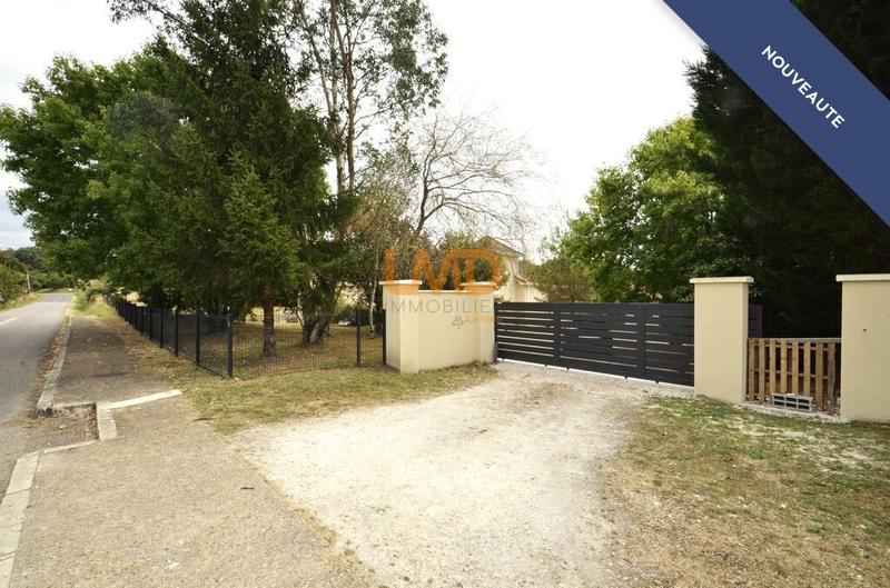 Propriété - 215 m² - 11 pièces