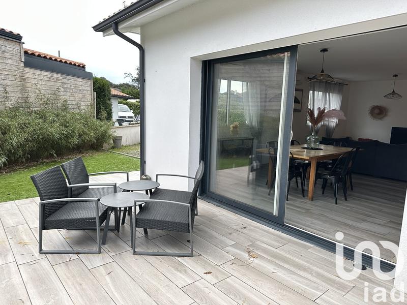 Maison - 103 m² - 4 pièces