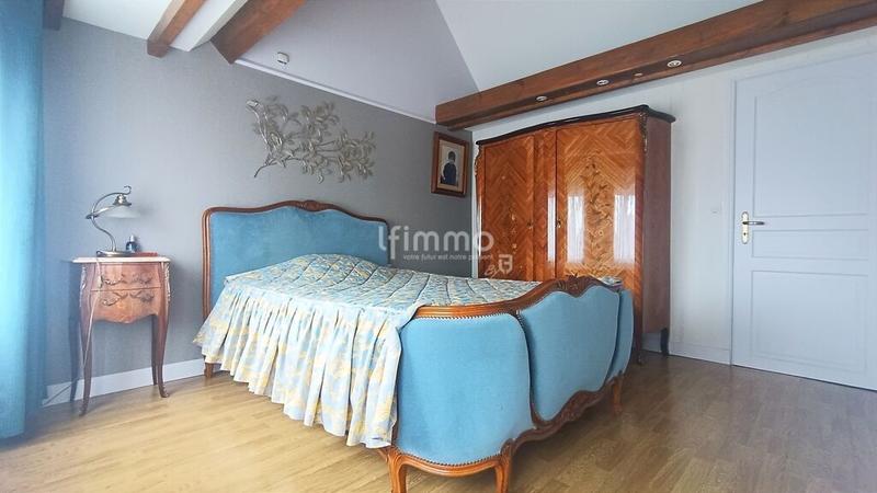 Maison - 102 m² - 5 pièces