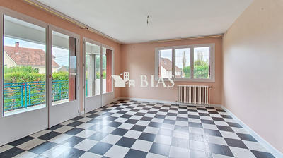 Maison - 135 m² - 8 pièces