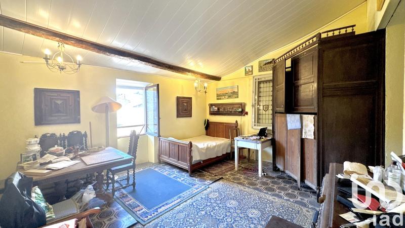 Maison de ville - 422 m² - 22 pièces