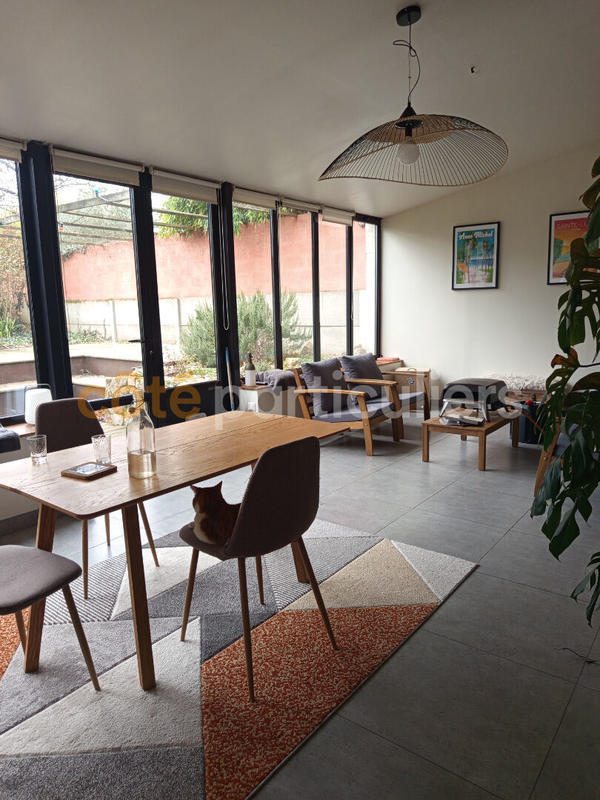 Maison - 140 m² - 5 pièces