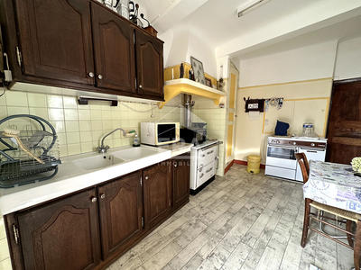 Maison de village - 119 m² - 10 pièces