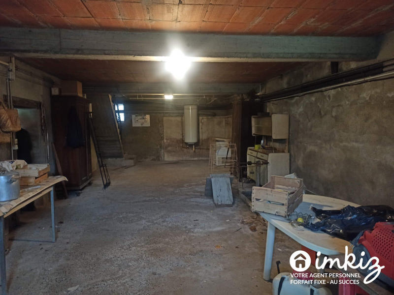 Maison - 216 m² - 5 pièces