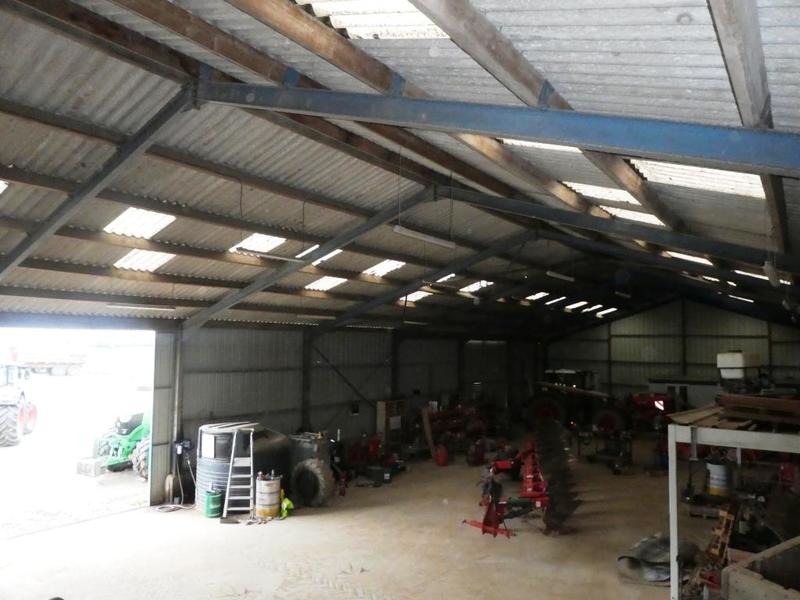 Local d'activité / Entrepôt - 900 m²