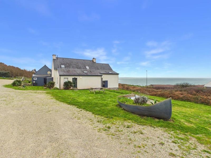 Maison - 357 m² - 11 pièces