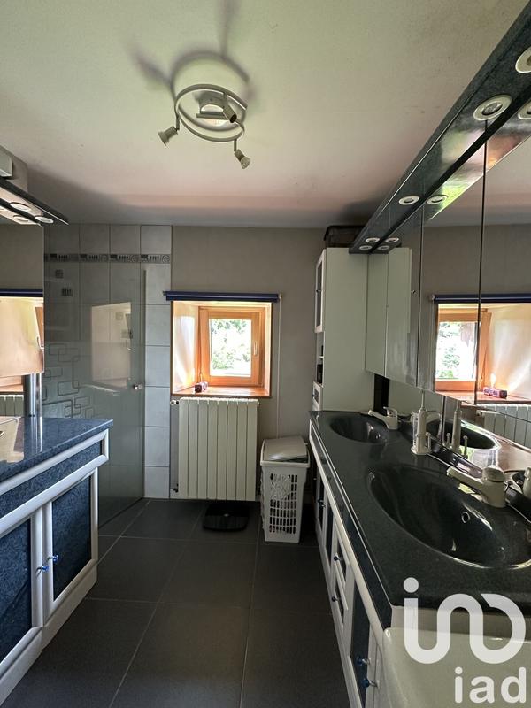 Maison - 317 m² - 13 pièces