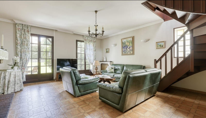 Maison - 137 m² - 5 pièces