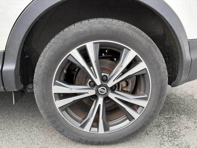 Nissan Qashqai 1.3 Dig-T 140 n-Connecta