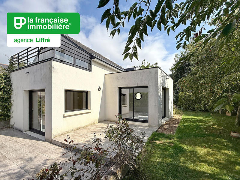 Maison - 171 m² - 8 pièces