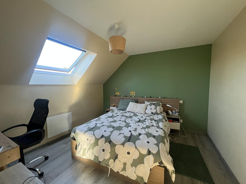 Maison - 250 m² - 4 pièces