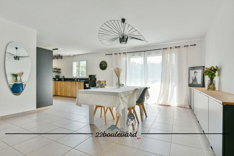 Pavillon - 101 m² - 4 pièces