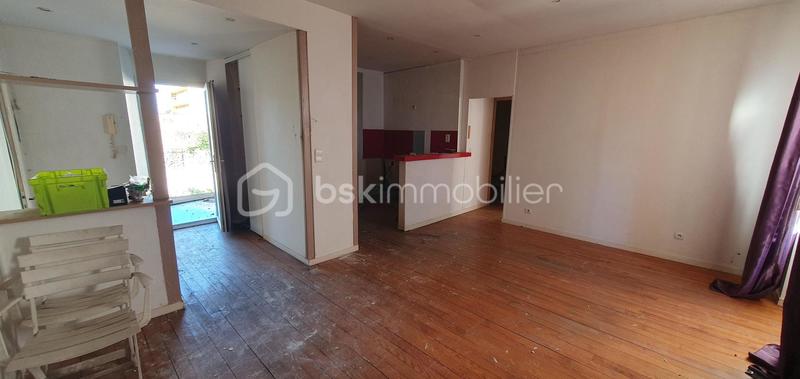 Immeuble - 240 m² - 8 pièces