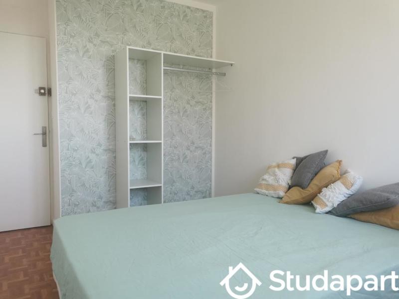 Chambre - 16 m² - 1 pièce