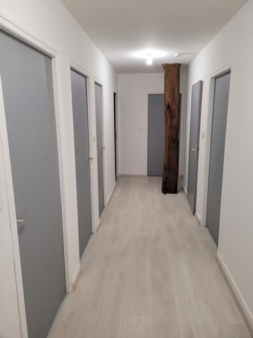 Maison - 204 m² - 7 pièces