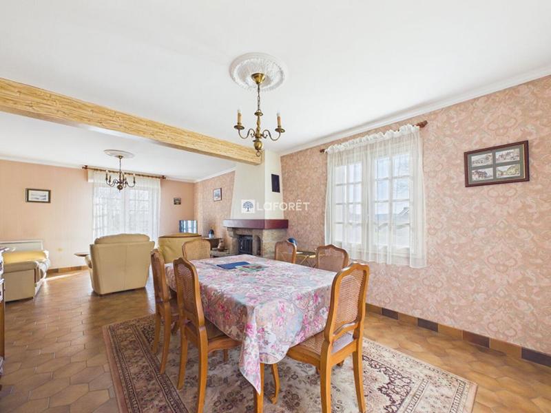 Maison - 121 m² - 6 pièces