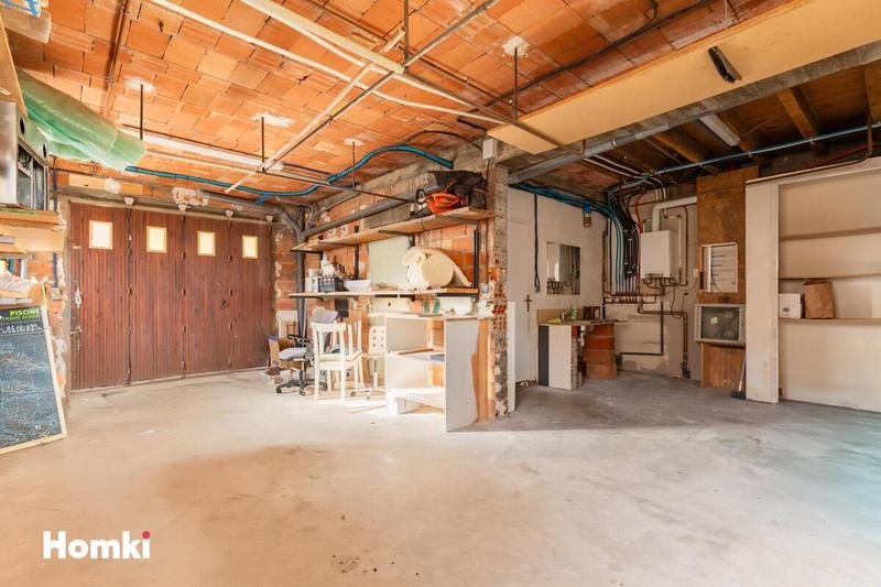 Maison - 210 m² - 7 pièces