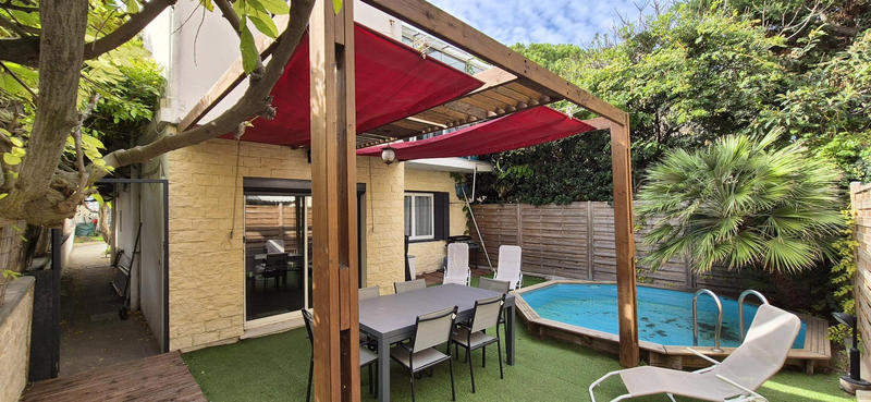 Maison - 105 m² - 4 pièces