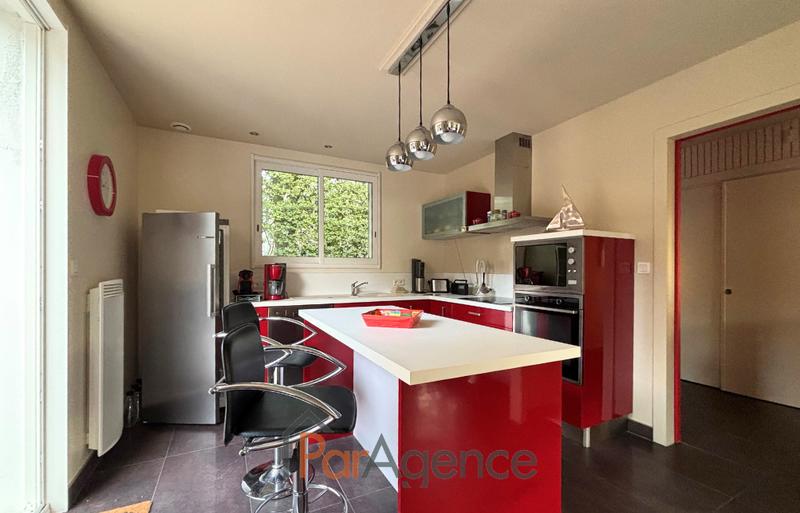 Maison - 140 m² - 6 pièces