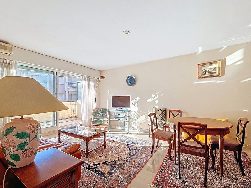 Appartement - 49 m² - 2 pièces