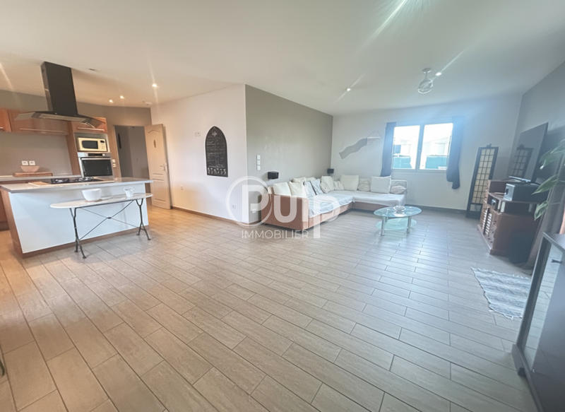 Maison - 110 m² - 6 pièces