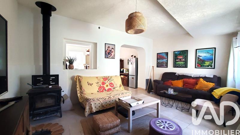 Maison de village - 200 m² - 12 pièces