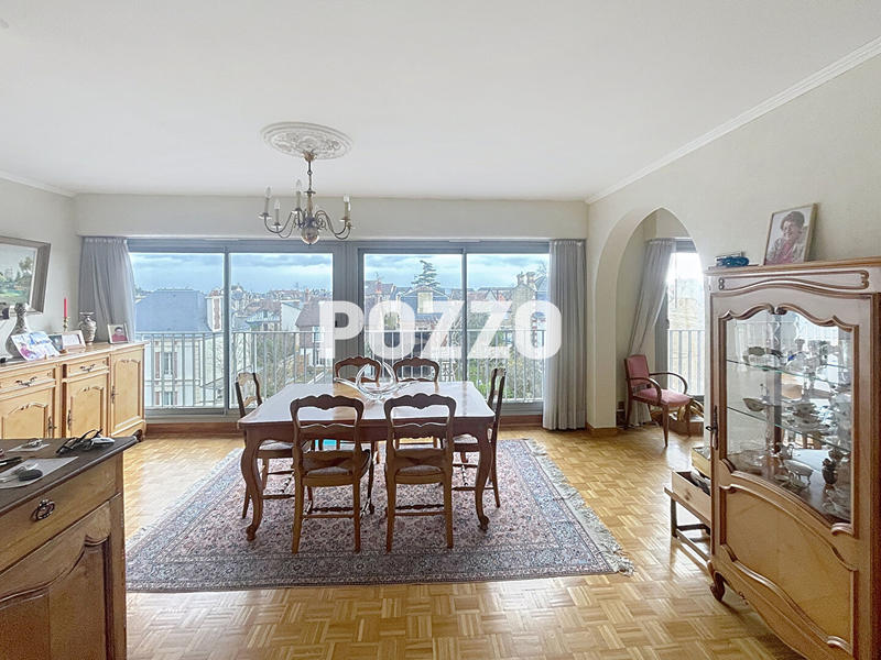 Appartement - 96 m² - 5 pièces
