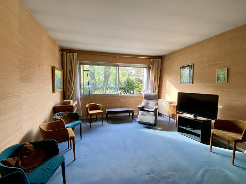 Maison - 246 m² - 10 pièces