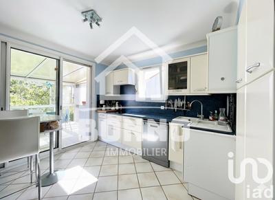 Maison - 165 m² - 7 pièces