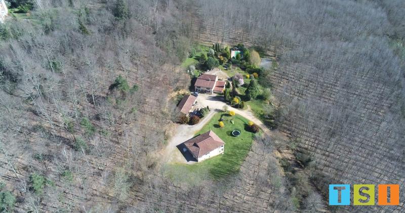 Maison de domaine - 340 m² - 10 pièces