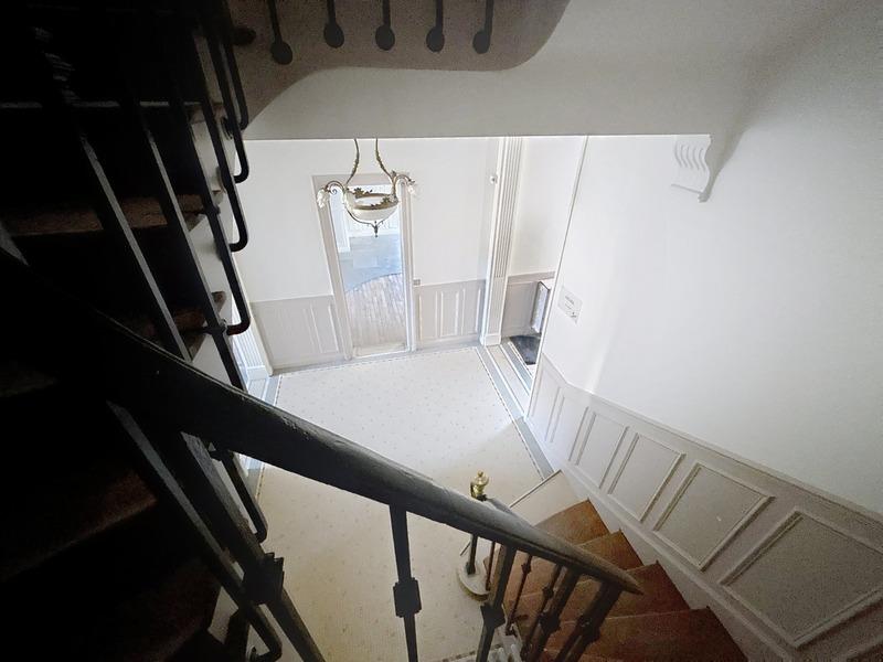 Immeuble - 570 m² - 25 pièces