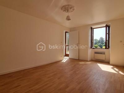 Maison en pierre - 110 m² - 4 pièces