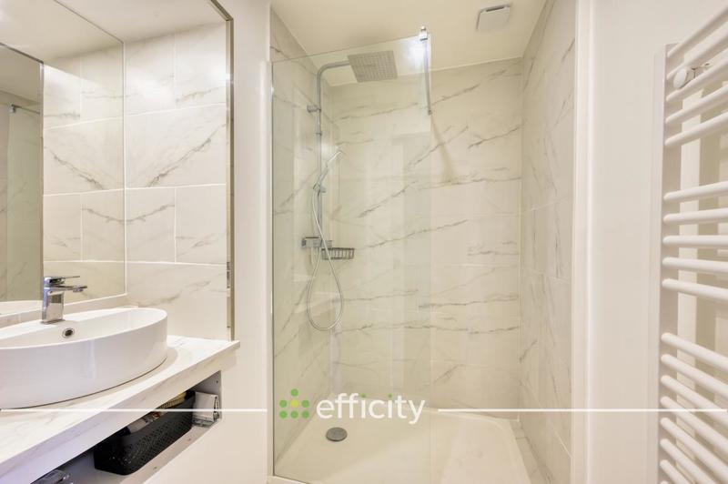 Appartement - 93 m² - 4 pièces