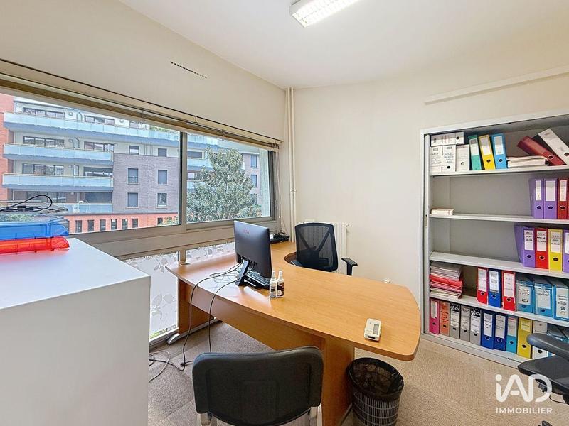 Bureau - 447 m²