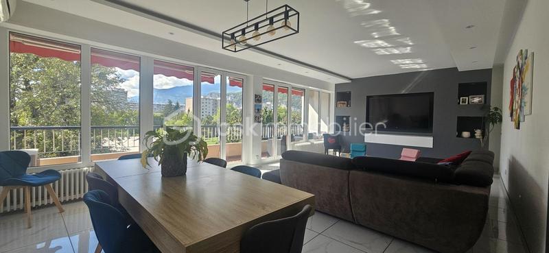 Appartement - 128 m² - 4 pièces