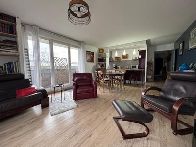 Appartement - 75 m² - 3 pièces