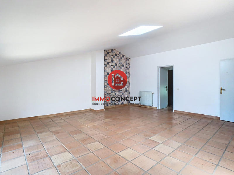 Maison - 193 m² - 6 pièces