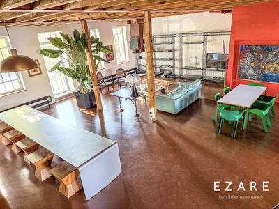 Maison - 596 m² - 9 pièces