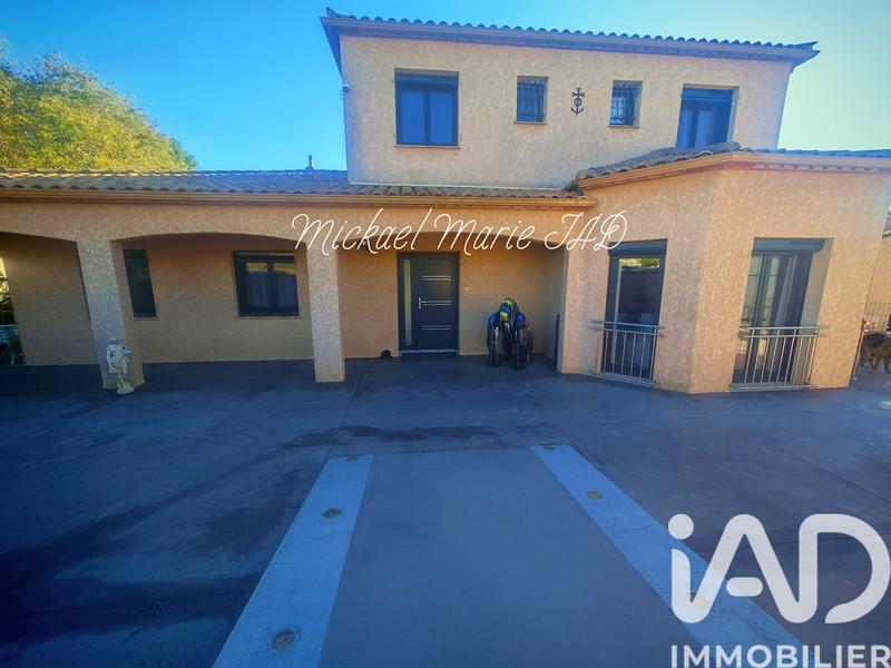 Maison - 180 m² - 7 pièces