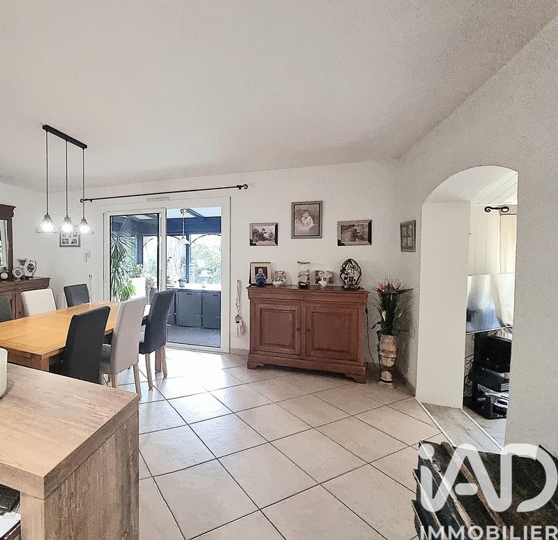 Maison - 138 m² - 6 pièces