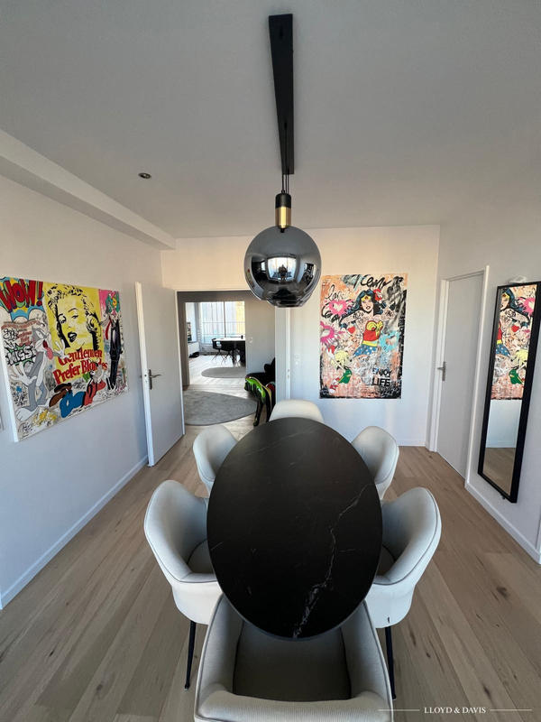 Appartement - 160 m² - 5 pièces