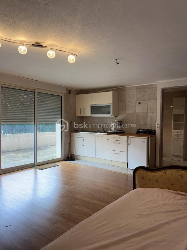 Maison - 196 m² - 6 pièces