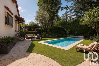 Maison - 97 m² - 5 pièces